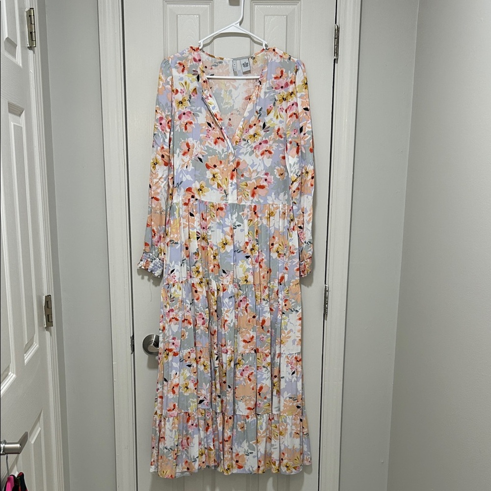 EVIE Light Blue Floral Tiered V-Neck Maxi Dress